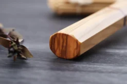 Couteau universel 13,5cm japonais artisanal Yuzo SLD olivier et sequoia