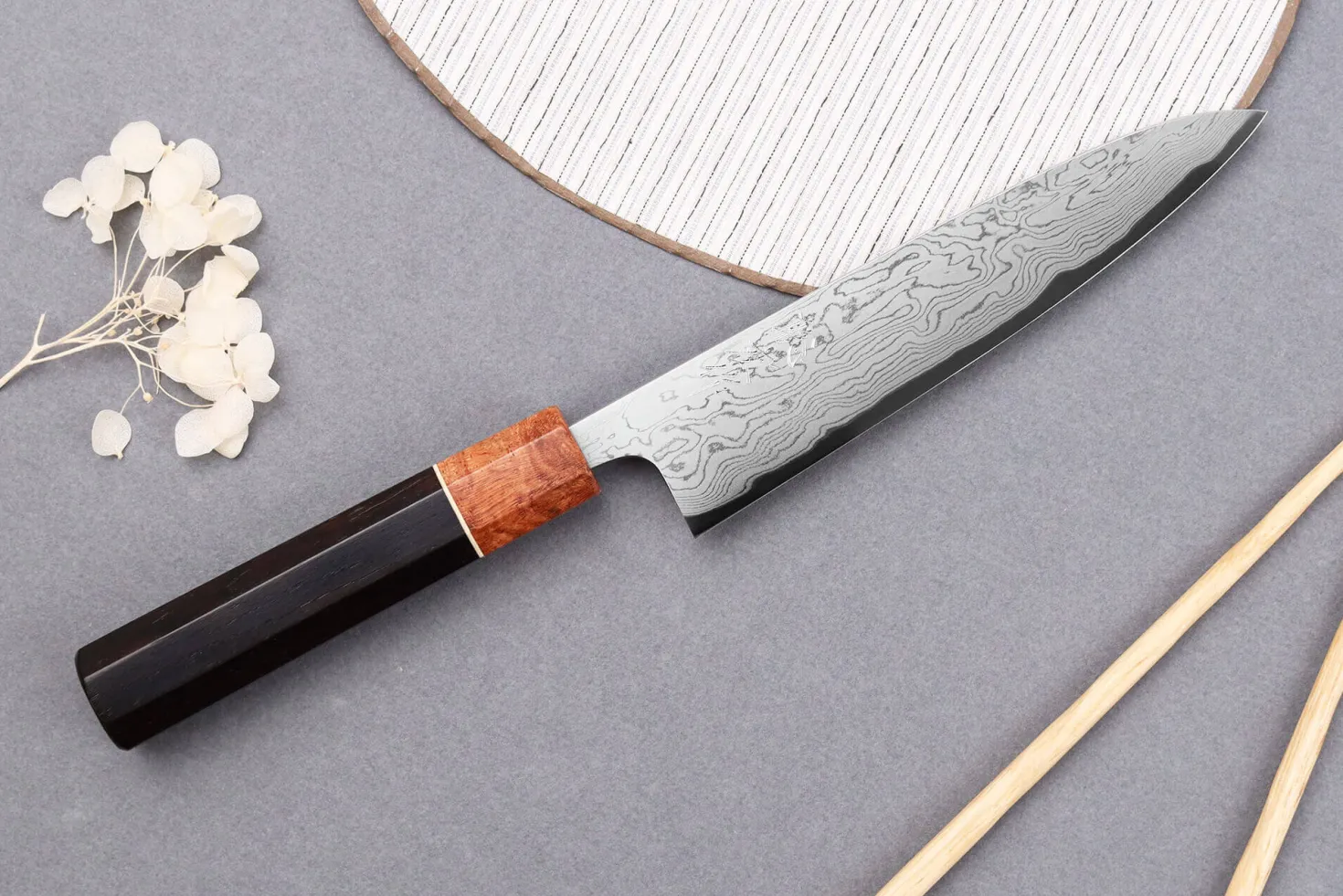 Couteau universel 15cm japonais artisanal Toshihiro Wakui Aogami 2 damas laminé