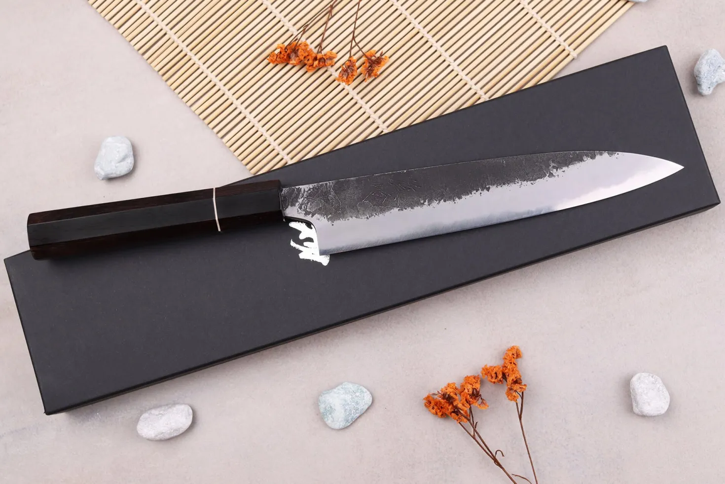 Couteau universel 18cm japonais artisanal Naoki Mazaki WS2 Black Nashiji