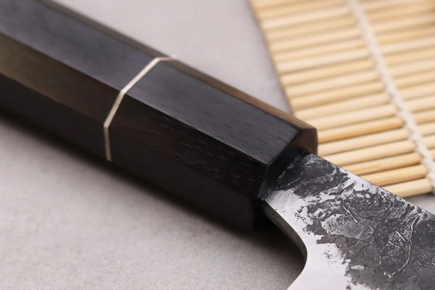 Couteau universel 18cm japonais artisanal Naoki Mazaki WS2 Black Nashiji