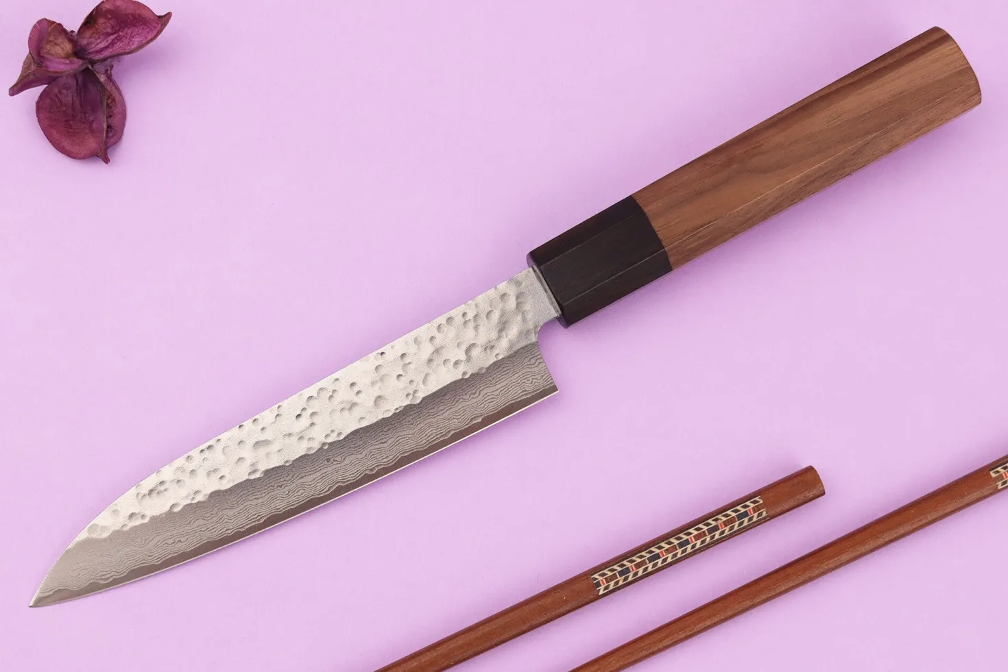 Couteau universel 13,5cm japonais artisanal Makoto Kurosaki VG7 Damas martelé