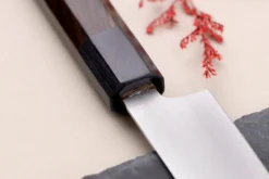 Couteau universel 13,5cm japonais artisanal Makoto Kurosaki VG7 Damas