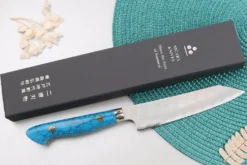 Couteau universel 15cm japonais artisanal Nigara Hamono Migaki Tsuchime SG2 manche en turquoise