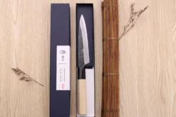 Couteau universel 15cm japonais artisanal Sakai Kikumori Kikuzuki Kuro