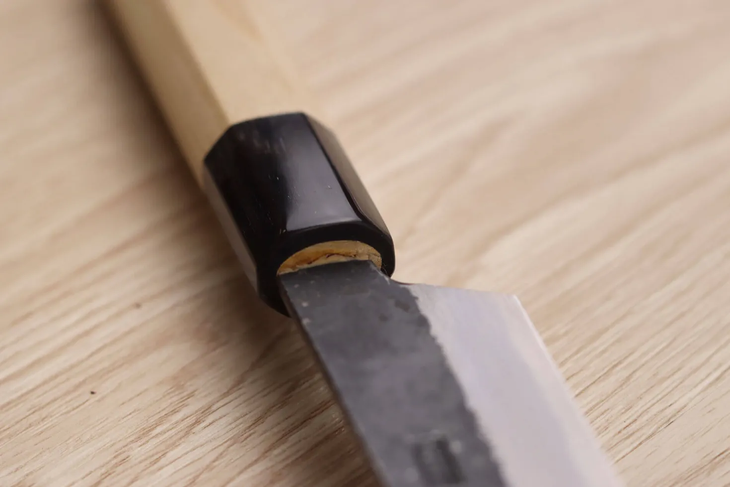 Couteau universel 15cm japonais artisanal Sakai Kikumori Kikuzuki Kuro