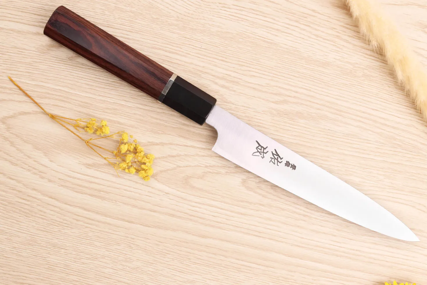 Couteau universel 16,5cm japonais artisanal Sukenari SG2 San Maï manche en bois de rose