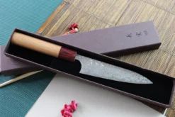Couteau universel japonais artisanal Yoshimi Kato 12cm VG10 Nickel Damascus cerisier