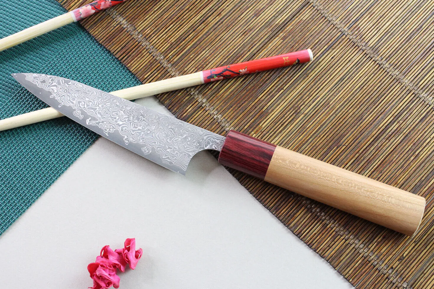 Couteau universel japonais artisanal Yoshimi Kato 12cm VG10 Nickel Damascus cerisier
