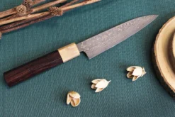 Couteau universel japonais artisanal Takeshi Saji VG10 Gold 13,5cm
