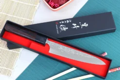 Couteau universel japonais artisanal martelé Yu Kurosaki Shizuku 15cm acier SG2