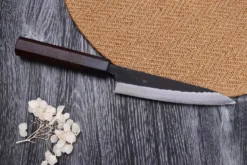 Couteau universel japonais artisanal Nao Yamamoto Damas AS brut de forge 13,5cm