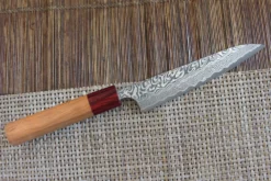Couteau universel japonais artisanal Yoshimi Kato 15cm SG2 Damascus cerisier