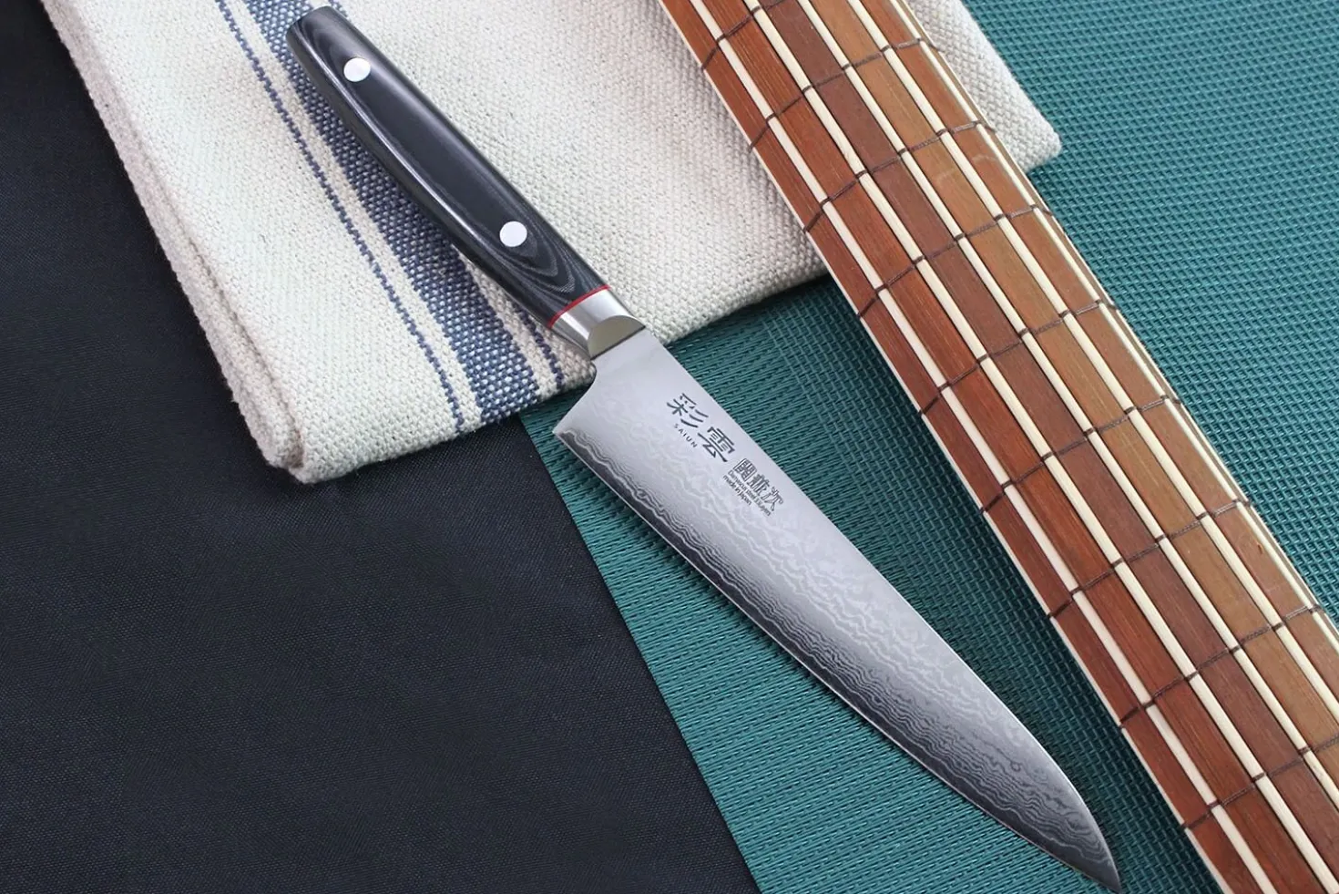 Couteau universel japonais Kanetsugu Saiun 15cm damas 65 couches