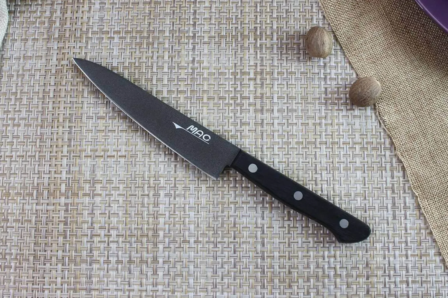 Couteau universel japonais MAC Black 13.5cm
