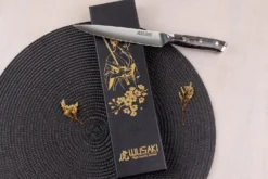 Couteau universel Wusaki Sakin Damas 10Cr 15cm manche en fibre de carbone et feuille d'or