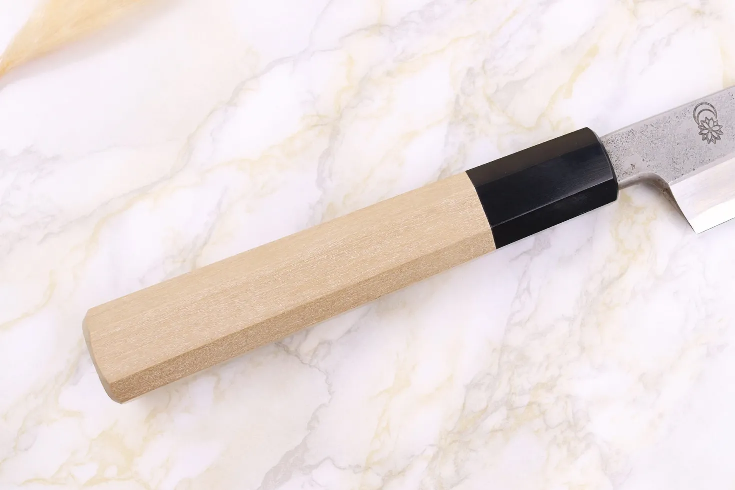 Couteau yanagiba 24cm japonais artisanal Sakai Kikumori Kikuzuki Rin