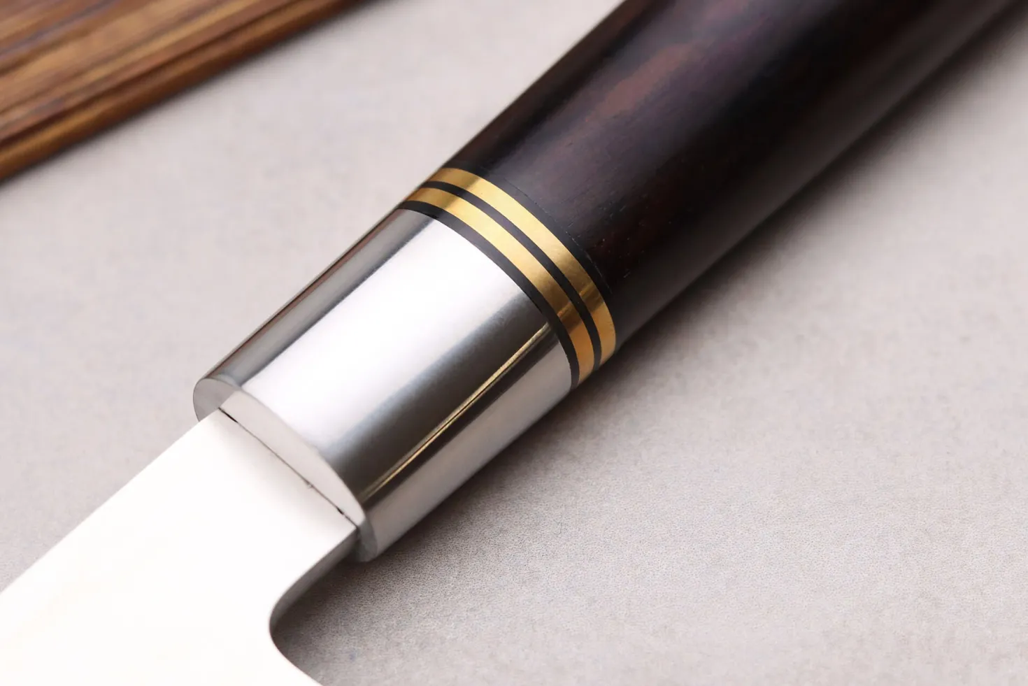 Couteau yanagiba 30cm Sayuto Ebène 7Cr manche en ébène
