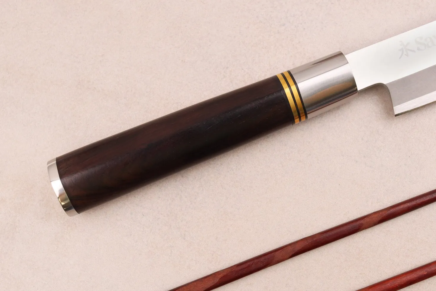 Couteau yanagiba 30cm Sayuto Ebène 7Cr manche en ébène