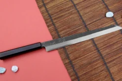 Couteau yanagiba kiritsuke 27cm japonais artisanal Hatsukokoro Shirasagi manche en ébène