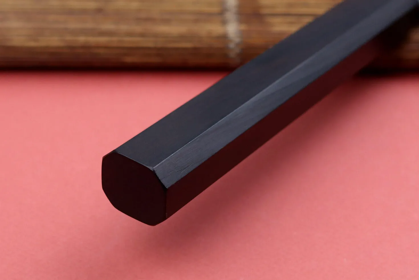 Couteau yanagiba kiritsuke 27cm japonais artisanal Hatsukokoro Shirasagi manche en ébène