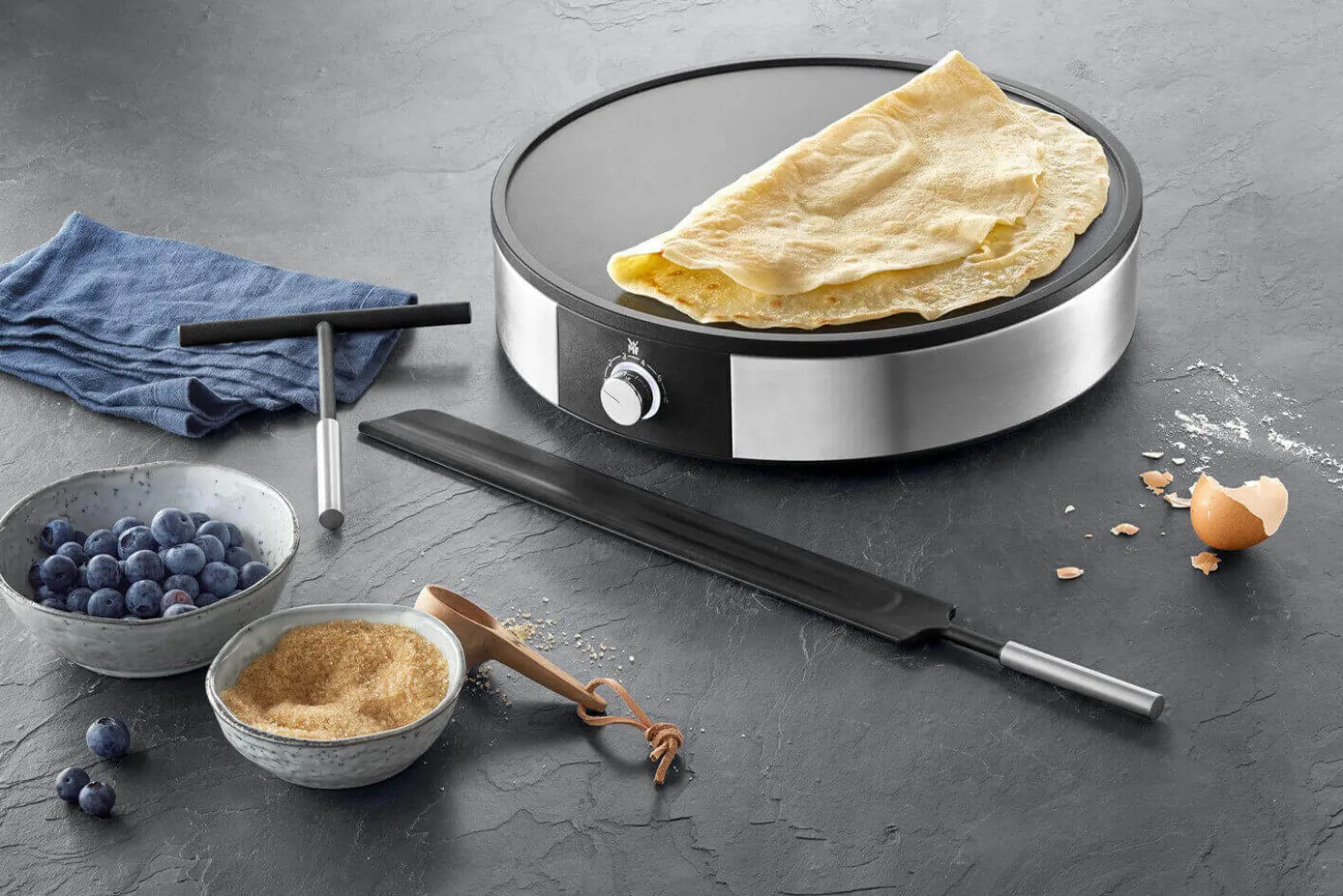 Crêpière électrique WMF Lono 1600W avec ustensiles