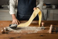 Emporte pièce à raviolis Marcato - Motif étoile 65mm