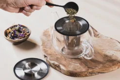Filtre à thé Cristel dévissable et diamètre adaptable en inox