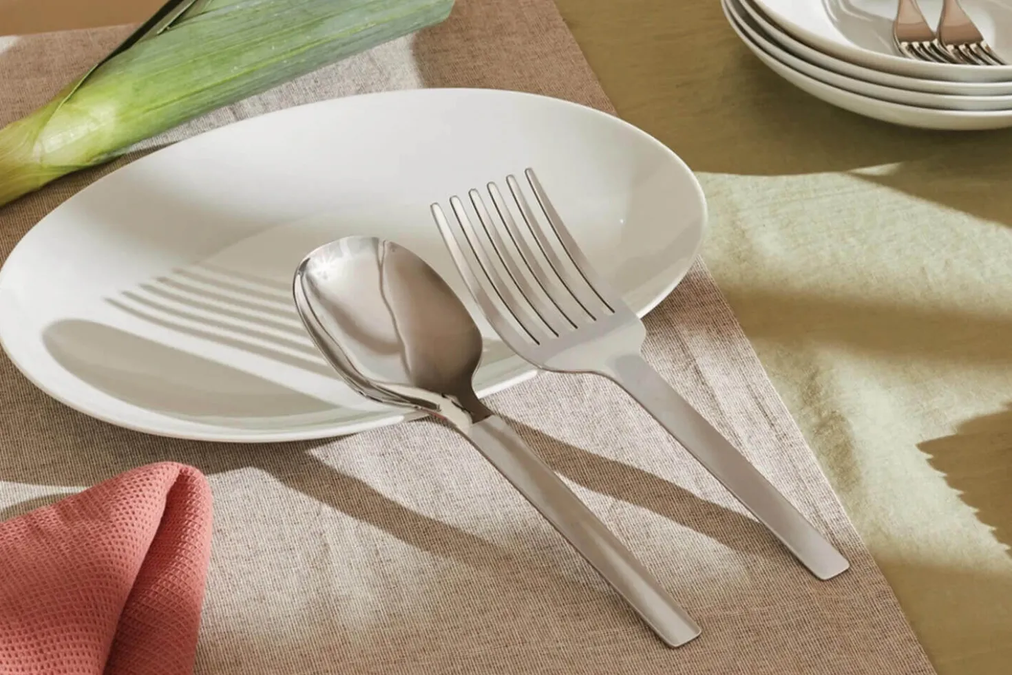 Fourchette spaghetti Alessi Tibidabo tout acier inox design par Kristiina Lassus