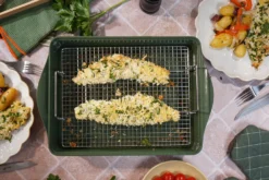 L'Incroyable Double grille de cuisson Cookut pour l'Incroyable plat à four ajustable