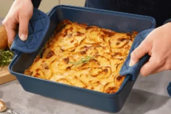 L'incroyable Petit plat à four ajustable Cookut myrtille