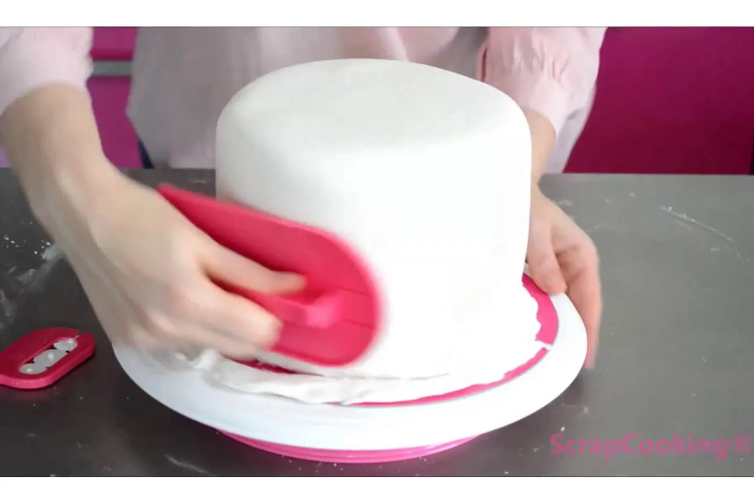Lisseur pour pâte à sucre Scrapcooking