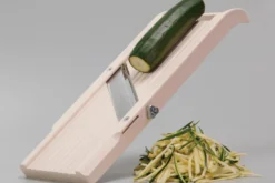 Mandoline japonaise professionnelle Super Benriner 3 lames + poussoir - Epaisseur réglable 0,5 à 4mm