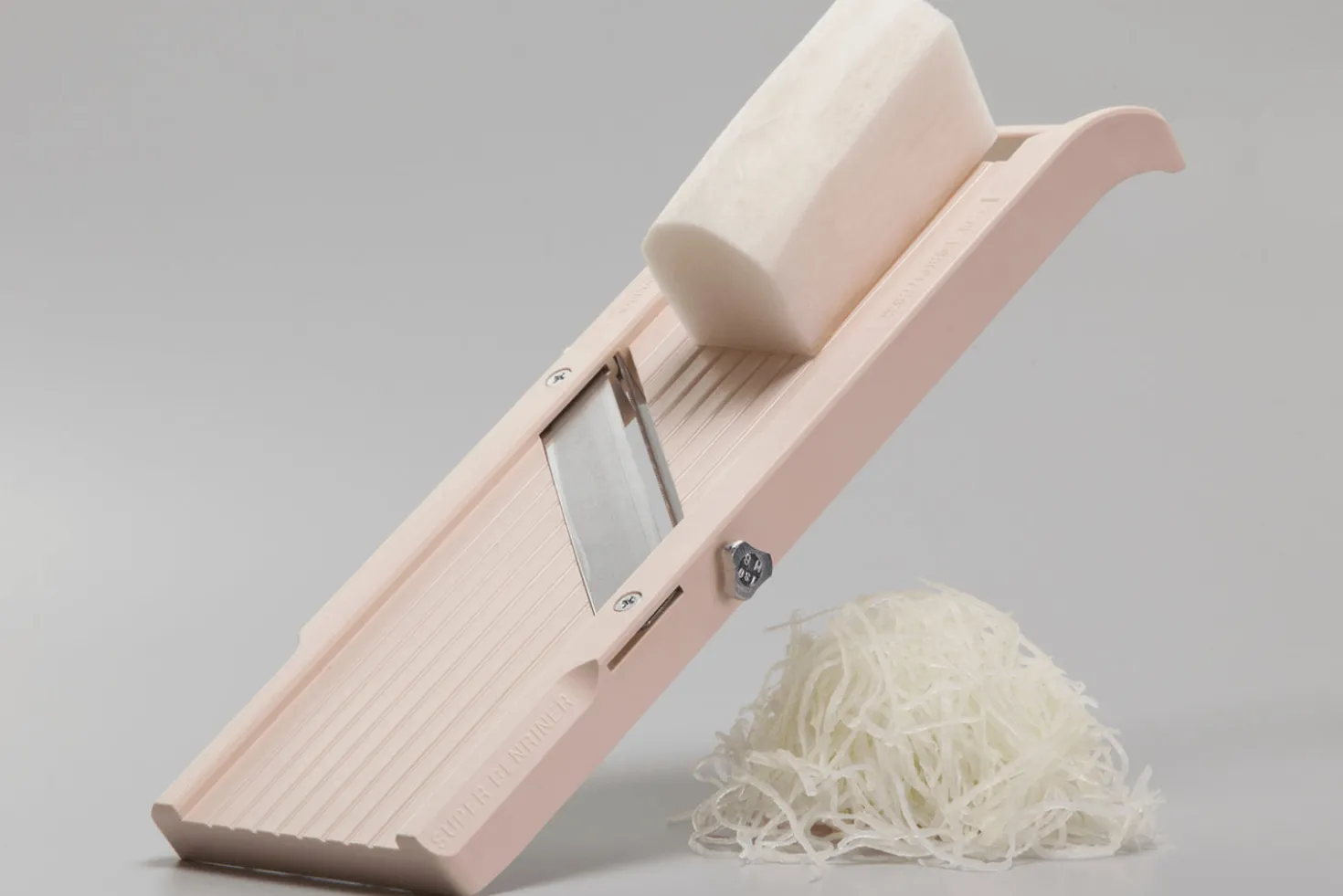 Mandoline japonaise professionnelle Super Benriner 3 lames + poussoir - Epaisseur réglable 0,5 à 4mm