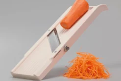 Mandoline japonaise professionnelle Super Benriner 3 lames + poussoir - Epaisseur réglable 0,5 à 4mm
