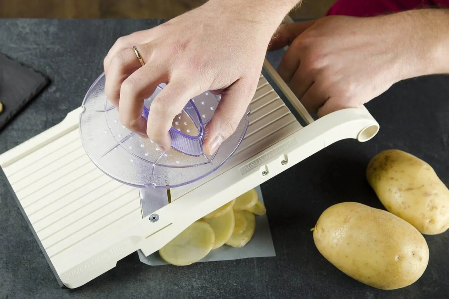 Mandoline japonaise professionnelle Benriner grand modèle + poussoir extra large