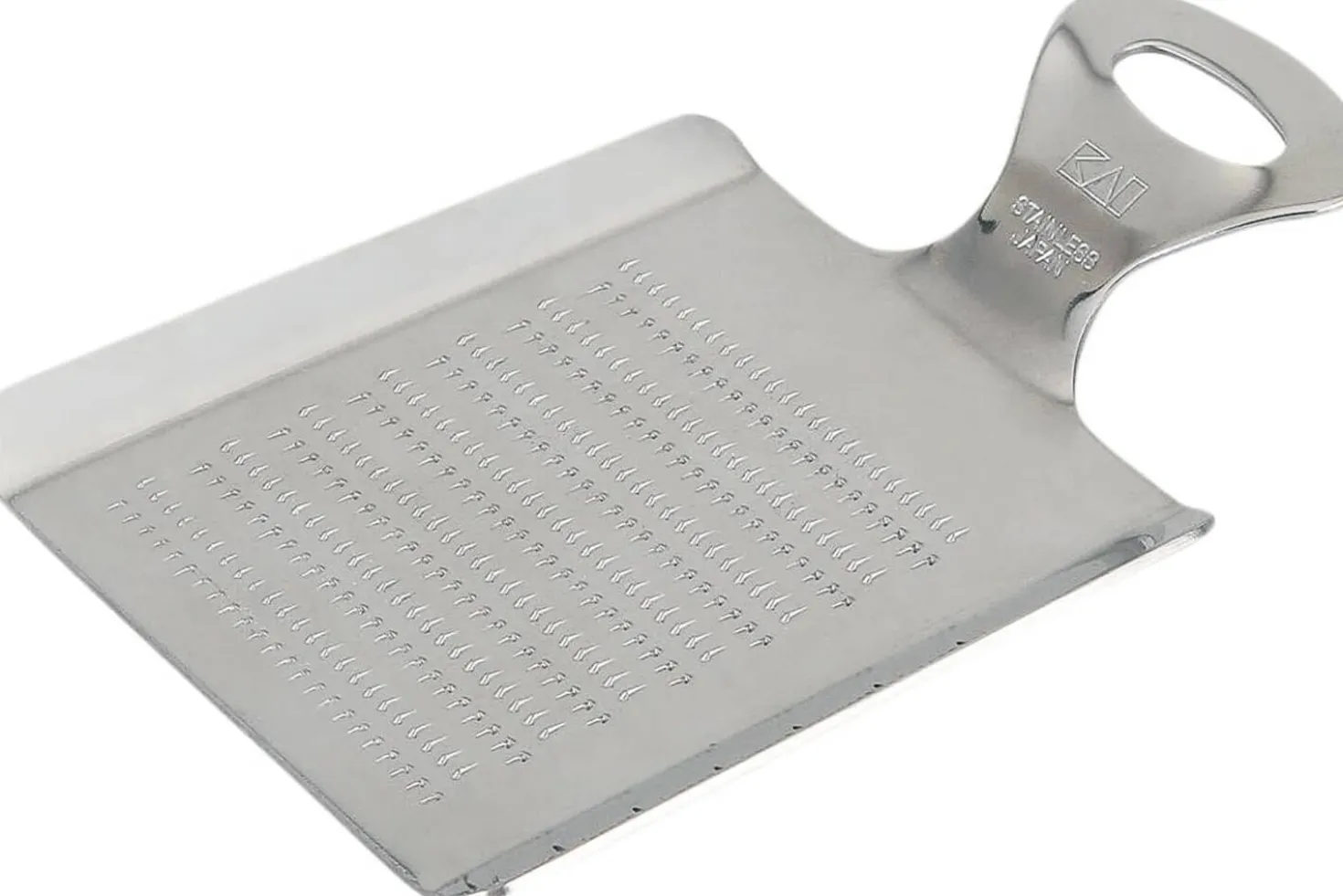 Mini râpe grattoir Kai en acier inoxydable