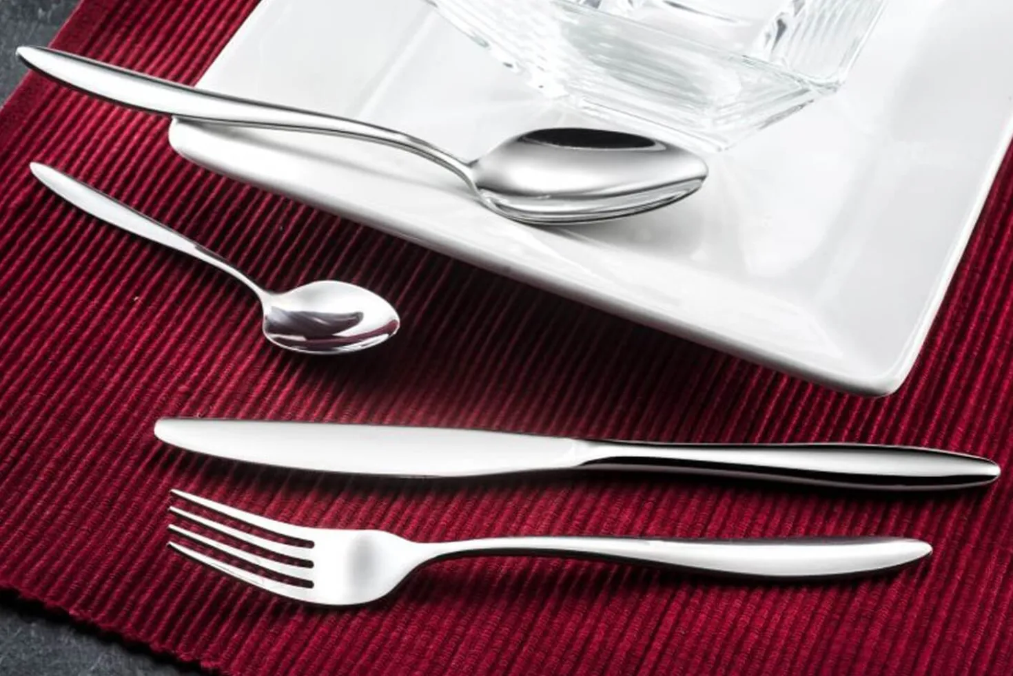 Ménagère 49 couverts de table Ariane Amefa inox 18/0
