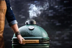 Pack Big Green Egg Large barbecue + convEGGtor + table modulaire + 4 roulettes