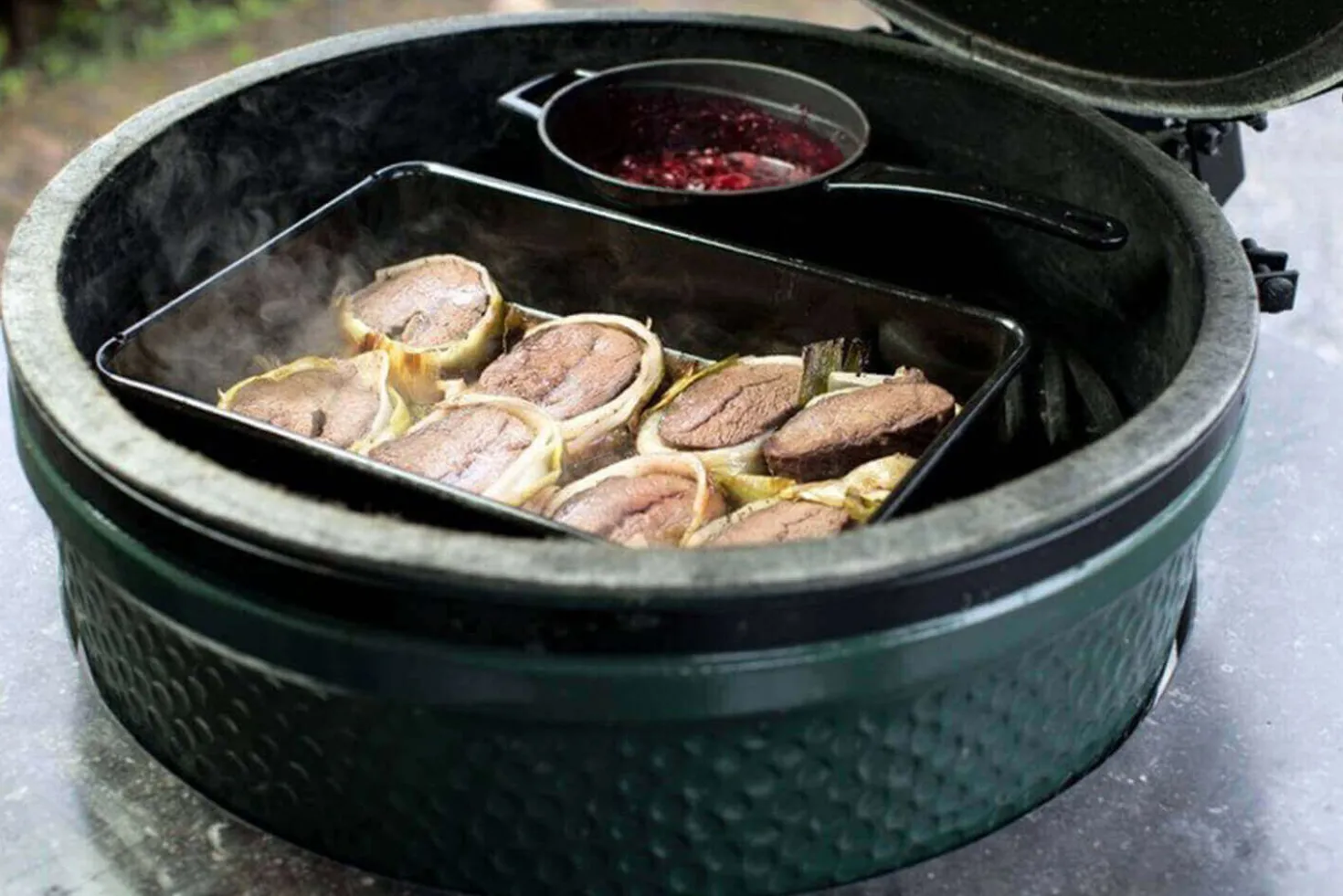 Pack Big Green Egg XLarge barbecue + convEGGtor + table modulaire + 4 roulettes