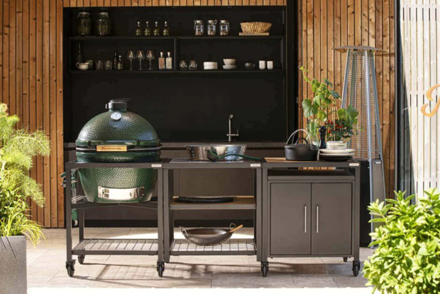Pack Big Green Egg XLarge barbecue + convEGGtor + table modulaire + 4 roulettes
