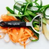 Éplucheur Microplane lame droite en acier inoxydable