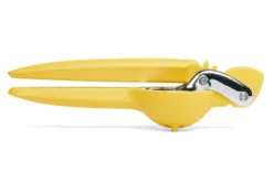 Presse-agrumes Chef'n FreshForce en polymère jaune
