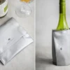 Rafraîchisseur à vin BarCraft en PVC coloris argent avec fermeture velcro ajustable