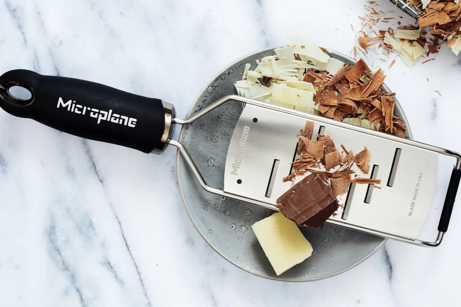 Râpe Microplane Gourmet coupe large manche noir