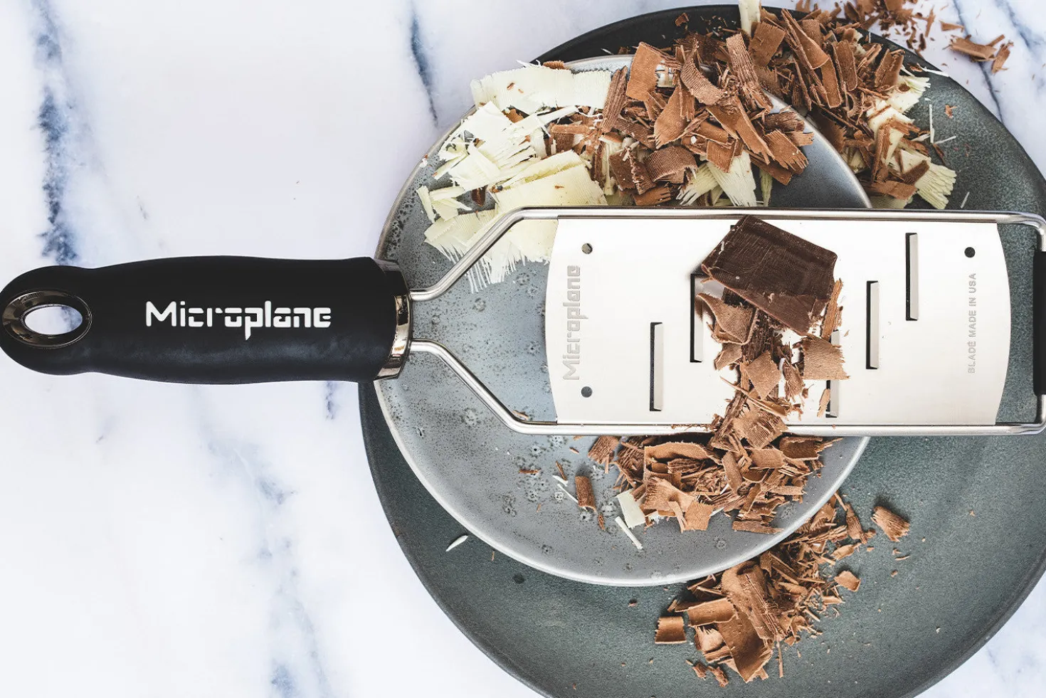Râpe Microplane Gourmet coupe large manche noir
