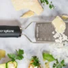 Râpe Microplane Gourmet double tranchant manche noir