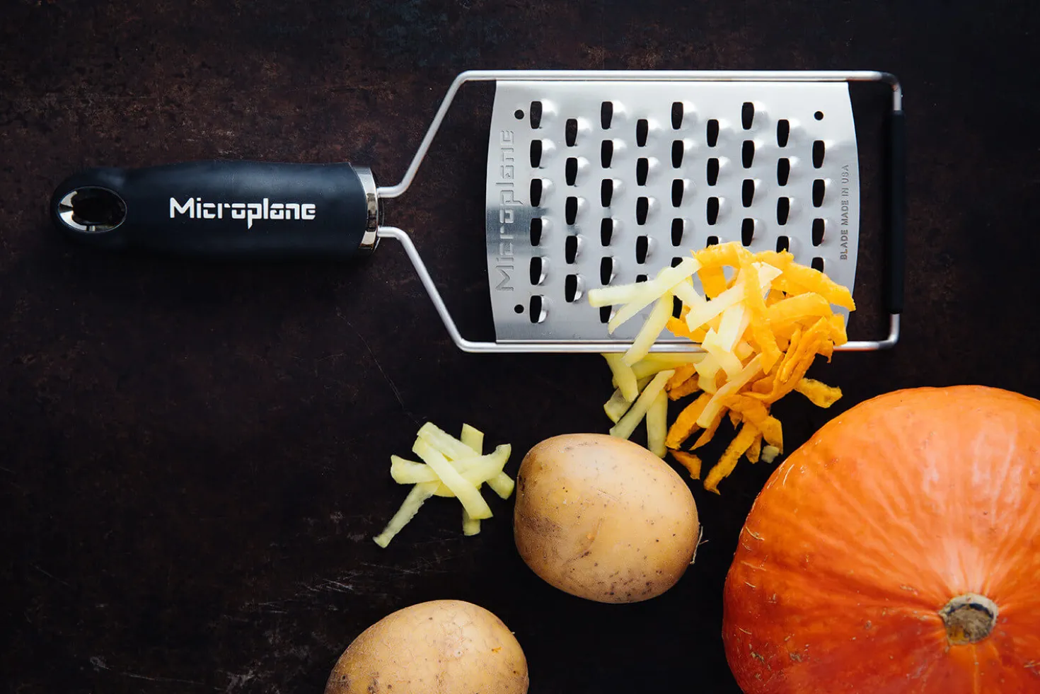 Râpe Microplane Gourmet extra gros grains manche noir