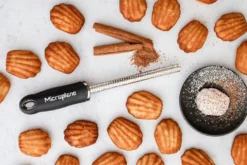Râpe à épices Microplane Premium noire