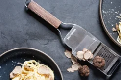 Râpe à truffe 2-en-1 Microplane Master manche en noyer