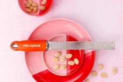 Râpe-Zesteur Microplane Premium Pop of Colour Orange Sanguine - 20,3cm